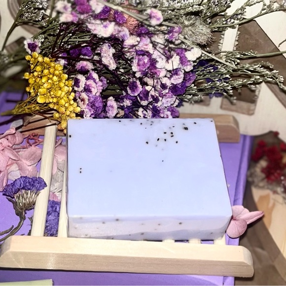 SOLD OUT TEMP Soap for sensitive, shaved, aggravated skin, & hives - Picture 5 of 8